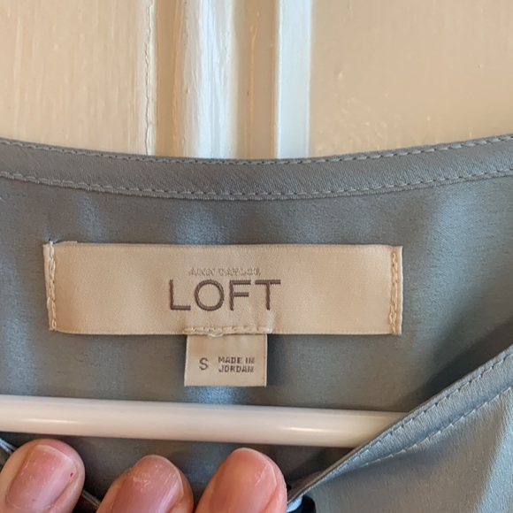 LOFT Blue Long Sleeve Blouse - Size Small! - Picture 4 of 6